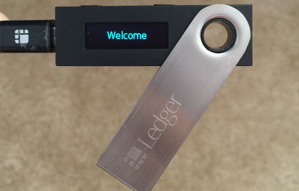 New Ledger hardware Secure cold storage bitcoin 